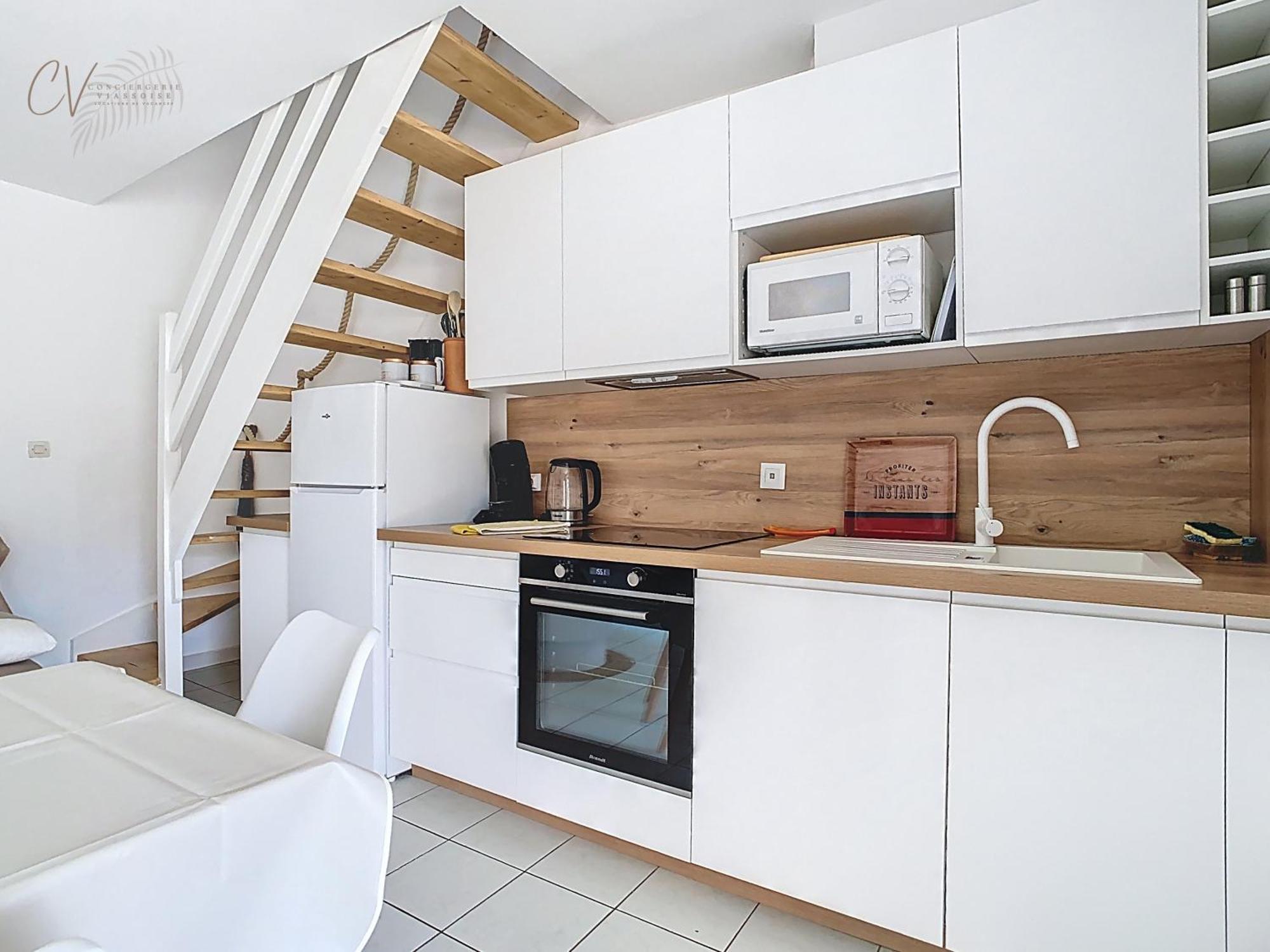 Maison "Douceurs D'Ete " Maison De Vacances Bord De Mer A Vias Plage - 600M De La Plage Et Du Canal Du Midi - Piscine Residentielle, Wifi Fibre, Activites Et Loisirs المظهر الخارجي الصورة