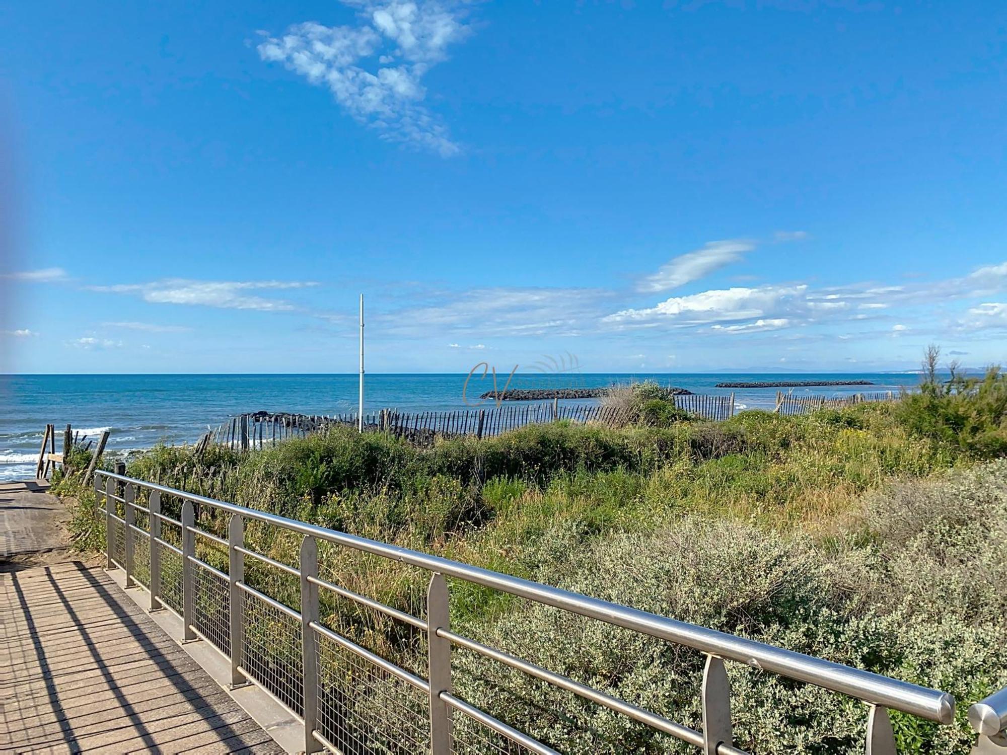 Maison "Douceurs D'Ete " Maison De Vacances Bord De Mer A Vias Plage - 600M De La Plage Et Du Canal Du Midi - Piscine Residentielle, Wifi Fibre, Activites Et Loisirs المظهر الخارجي الصورة